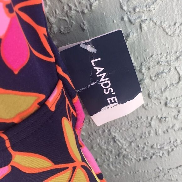 Land’s End Size 2 Bathing Suit Top NWT - Picture 8 of 12